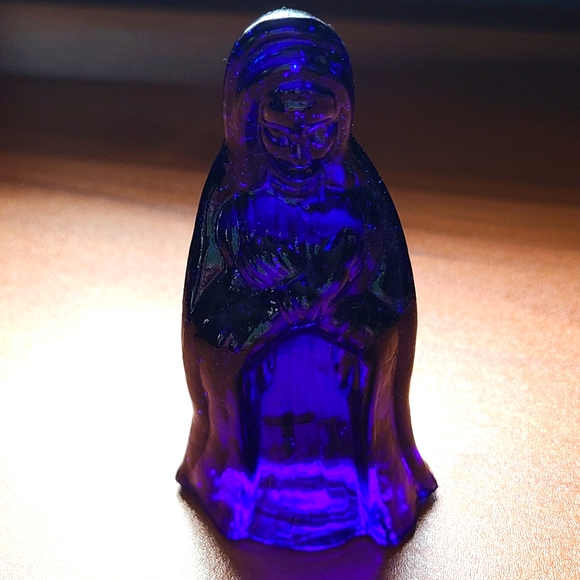 Vintage Other - Cobalt blue glass Mary statue